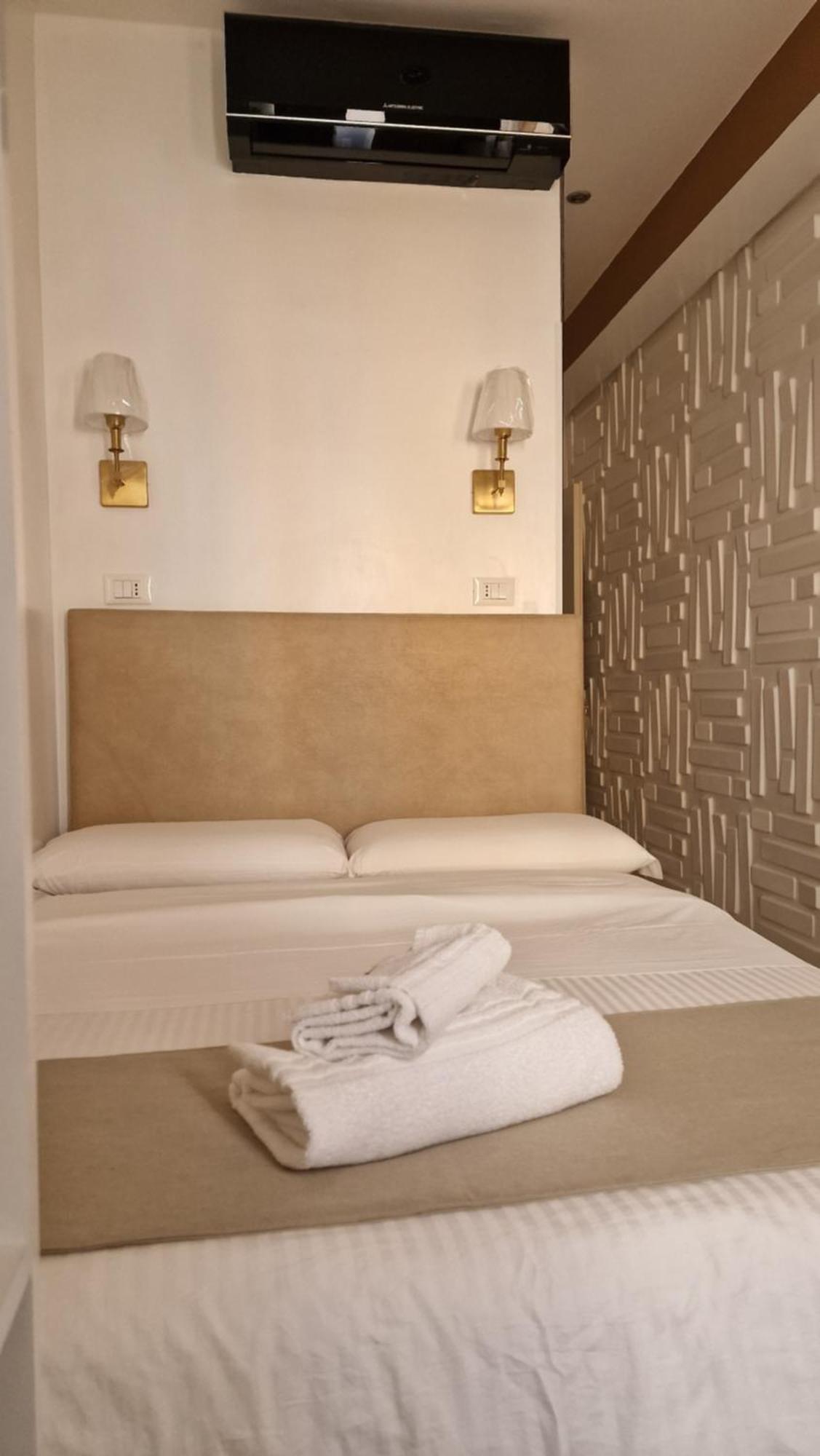 Living 2* Roma
